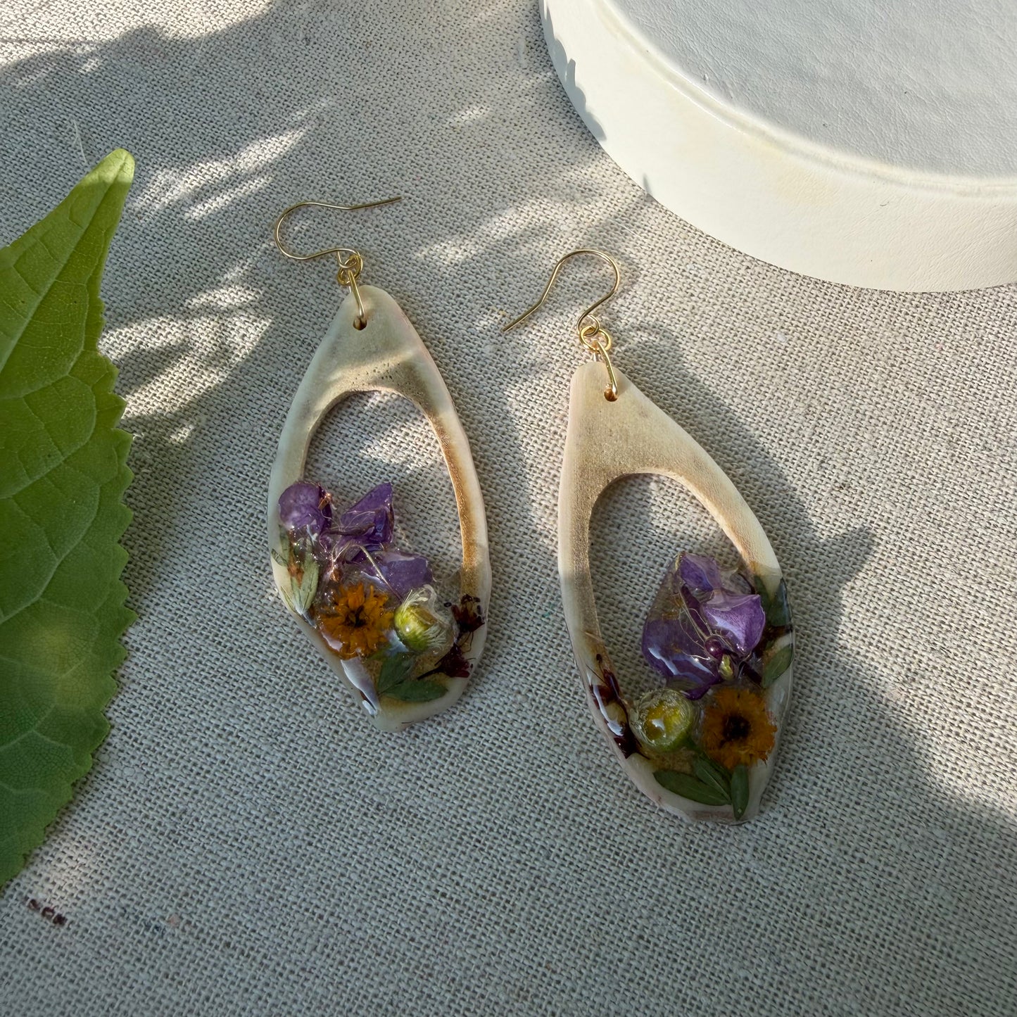 609