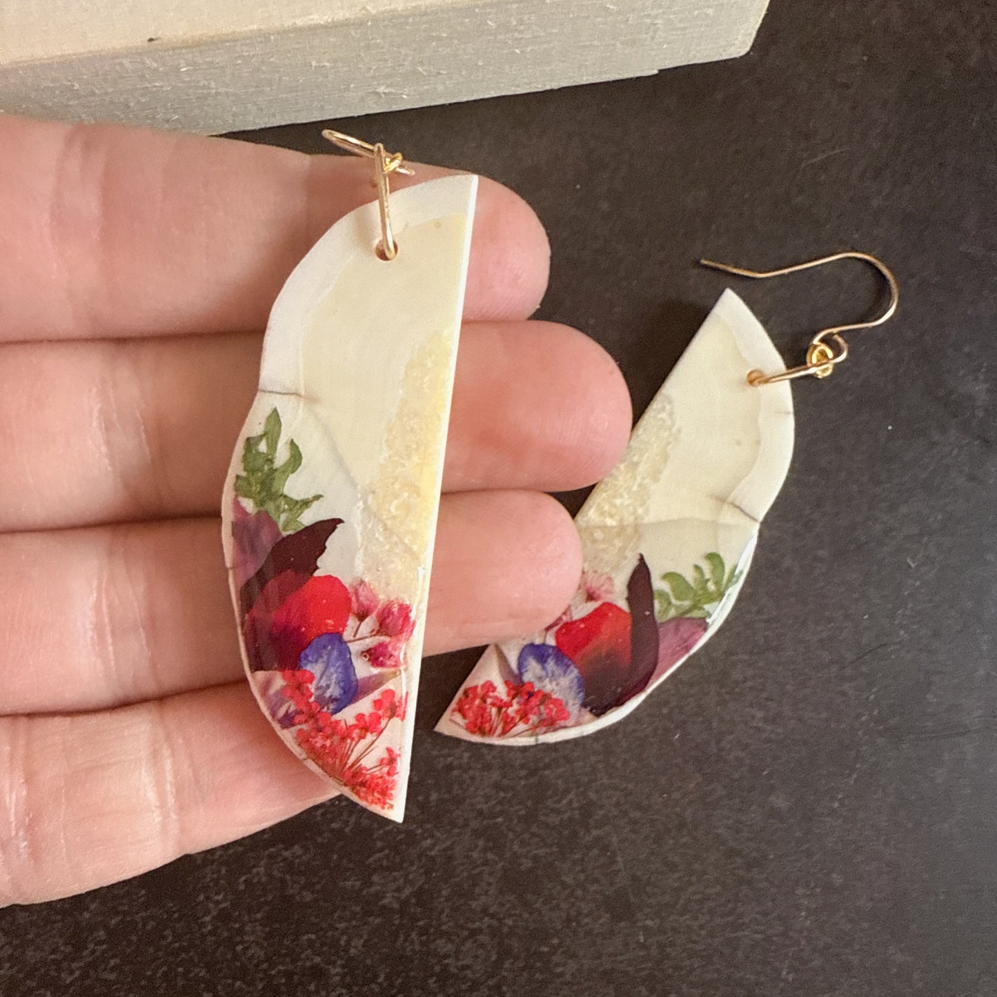 IVORY 460 - THESE SHIP WITHIN CANADA ONLY