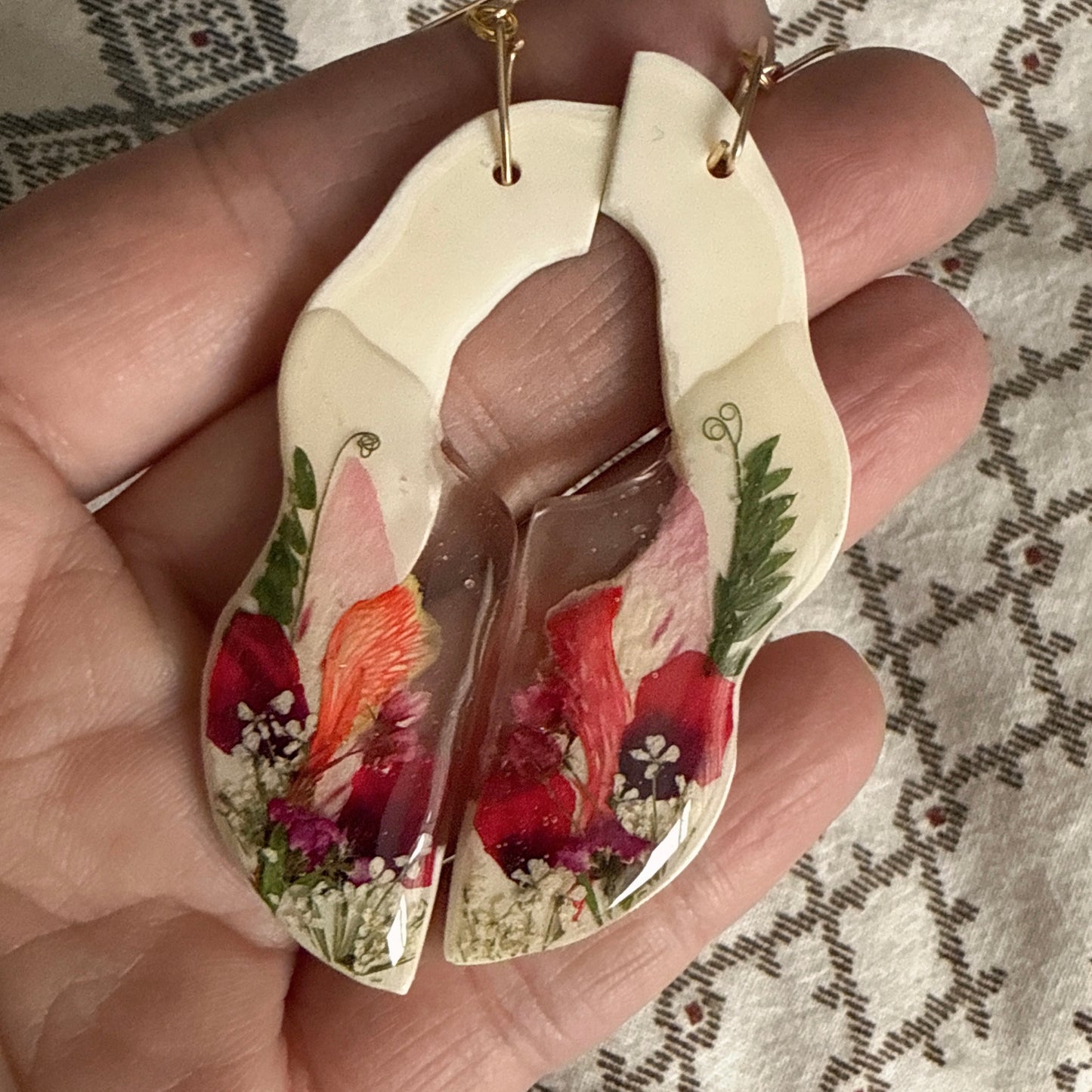 IVORY 464 THESE SHIP WITHIN CANADA ONLY